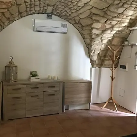 La Casetta Di Pietra
